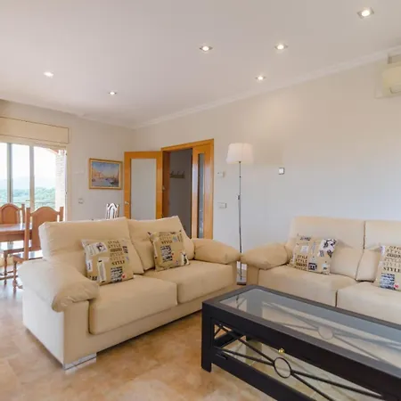 Holiday home Olive *